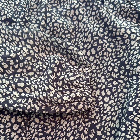 Women’s leopard print blue and white blouse‎ xl - Picture 5 of 14